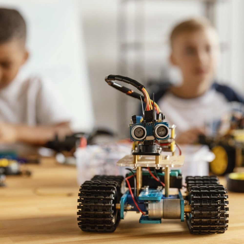 children-making-robot